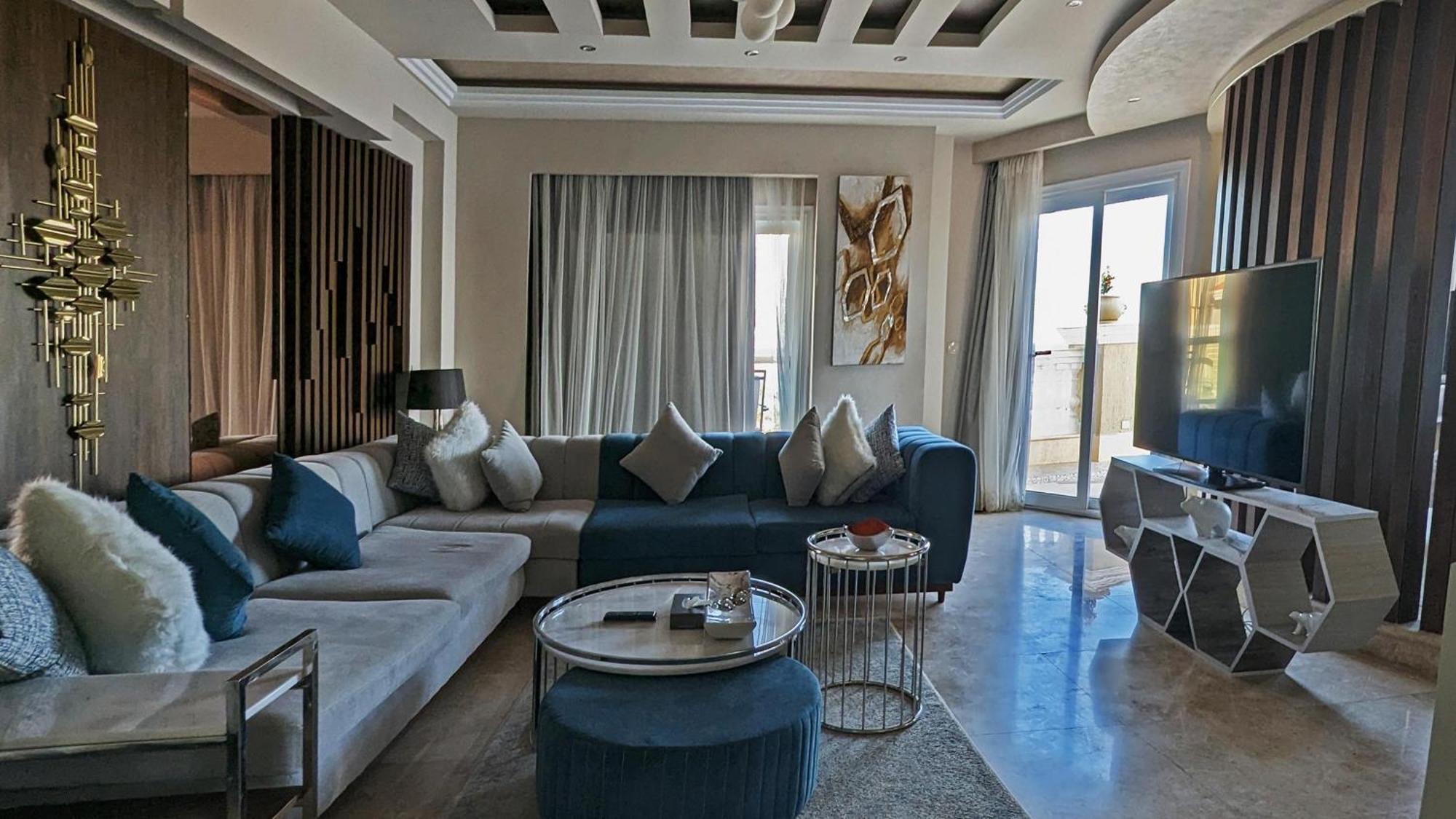 Kaisol Romance Resort Sahl Hasheesh - Adults Only Χουργκάντα Εξωτερικό φωτογραφία A living room in a luxury apartment