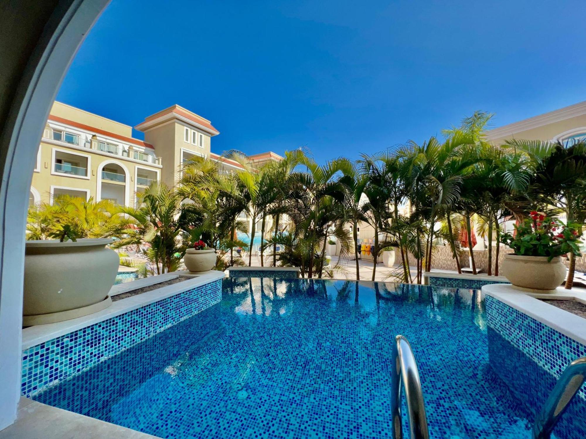 Kaisol Romance Resort Sahl Hasheesh - Adults Only Χουργκάντα Εξωτερικό φωτογραφία The swimming pool at the hotel